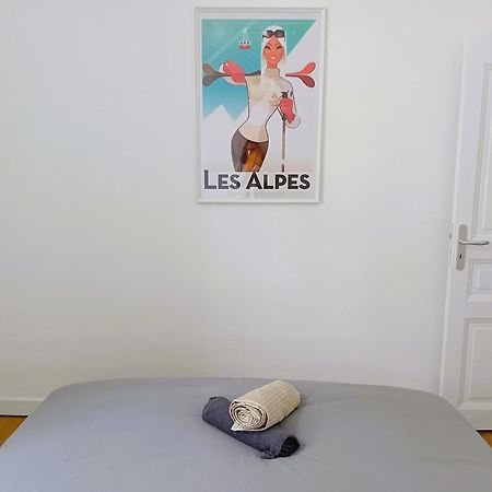 102 - Appart Renove Avec Grand Salon Et 1 Chambre - Tram Et Clinique Mutualiste A 1 Min Grenoble Exterior photo