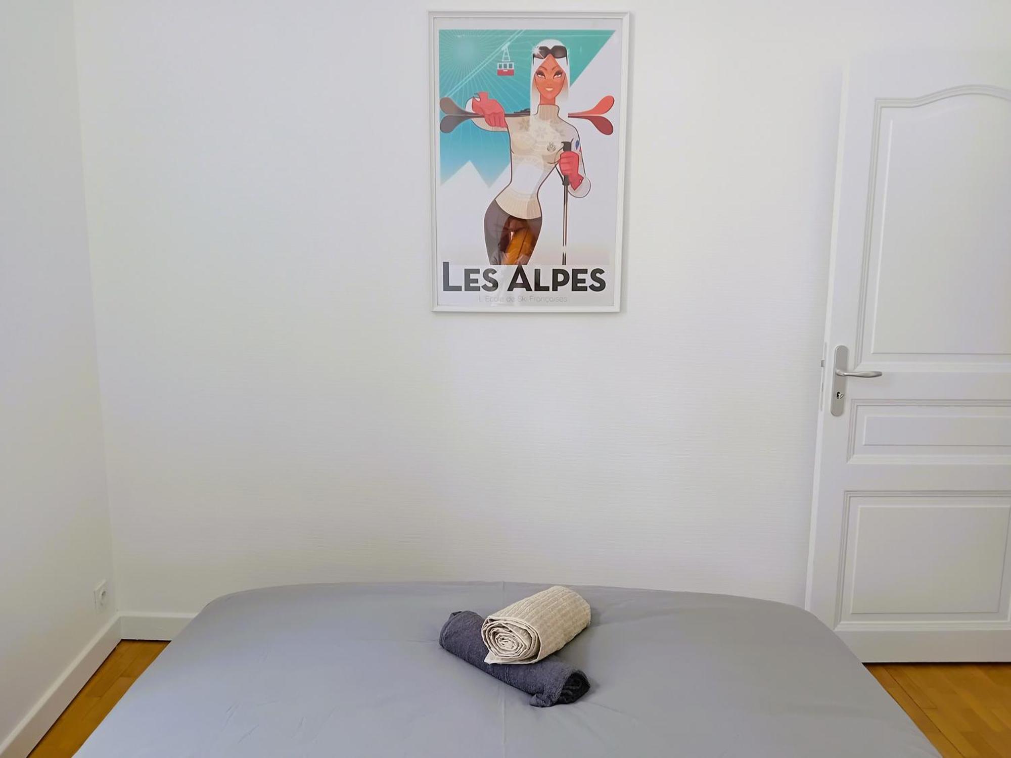 102 - Appart Renove Avec Grand Salon Et 1 Chambre - Tram Et Clinique Mutualiste A 1 Min Grenoble Exterior photo