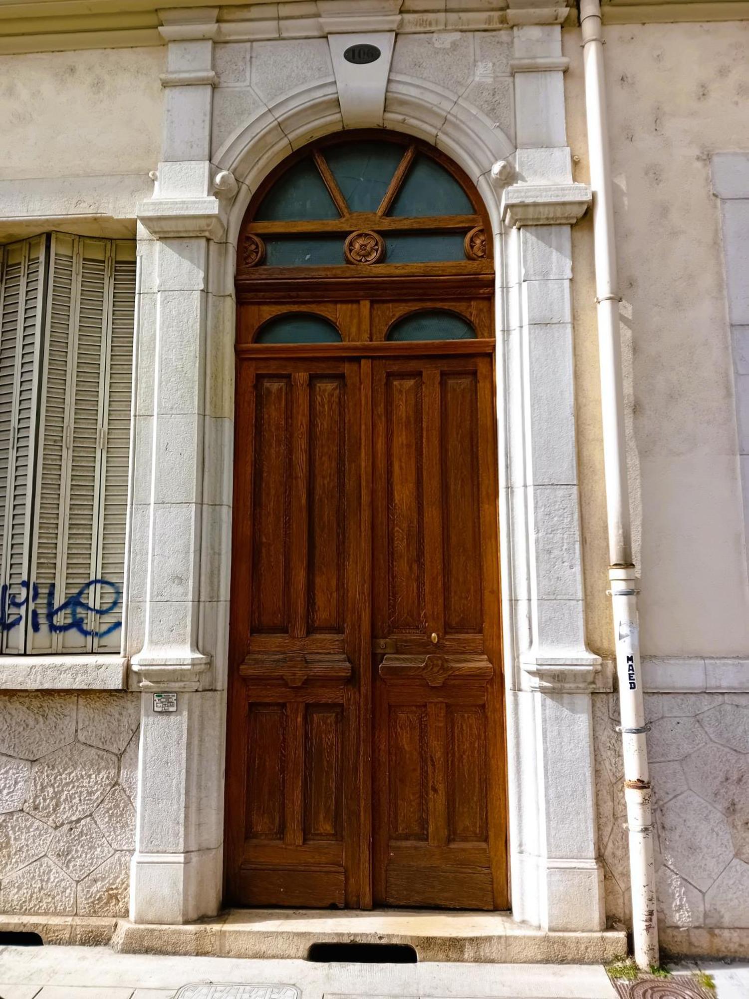 102 - Appart Renove Avec Grand Salon Et 1 Chambre - Tram Et Clinique Mutualiste A 1 Min Grenoble Exterior photo